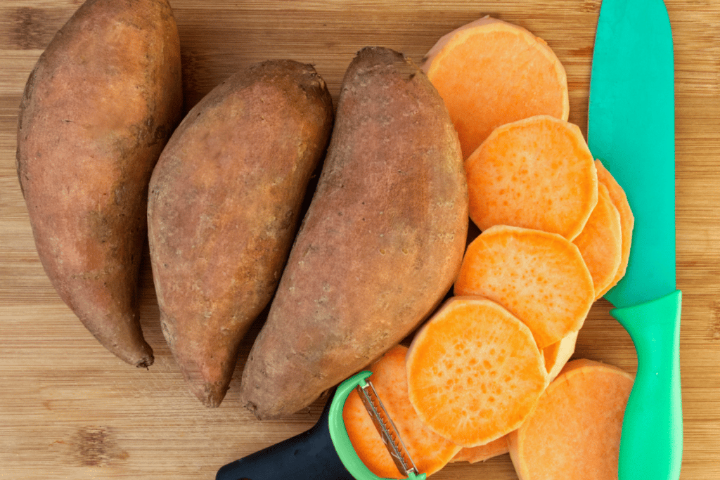 Not only are sweet potatoes delicious, the great sources of several kinds of electrolytes.